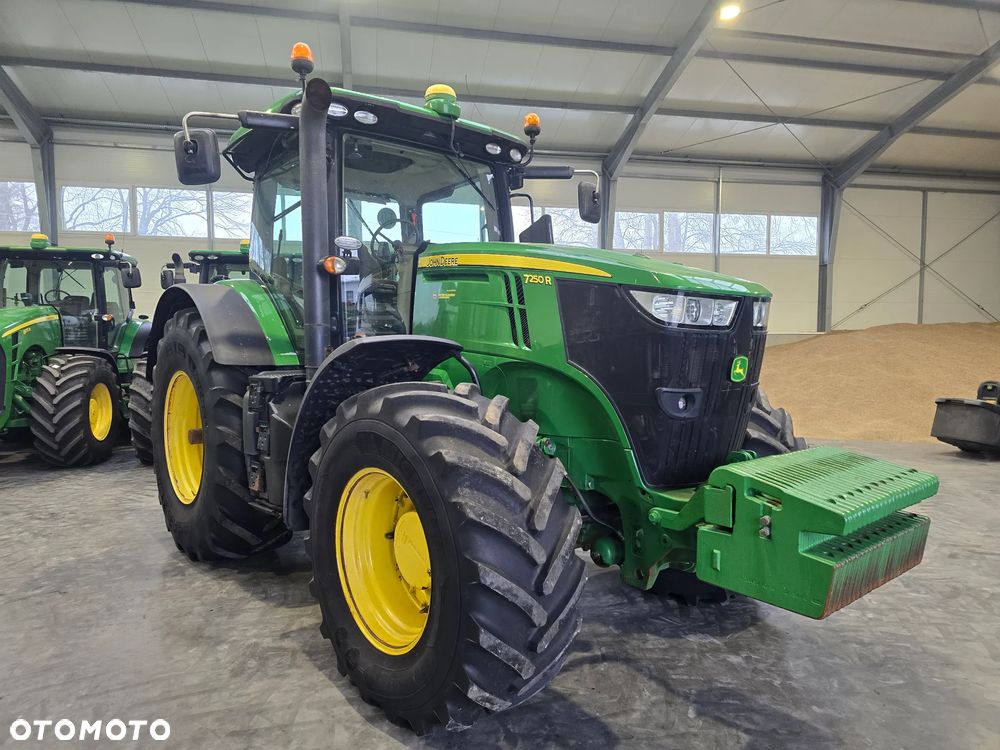 John Deere 7250R - 1