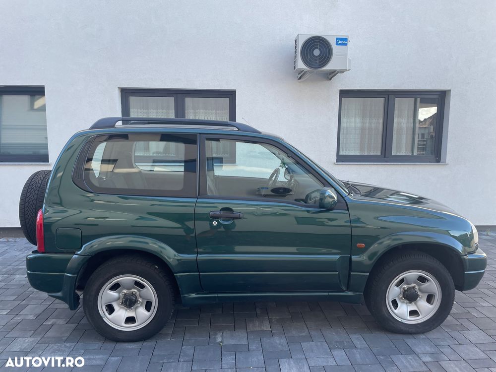 Suzuki Grand Vitara 1.6 Club - 10