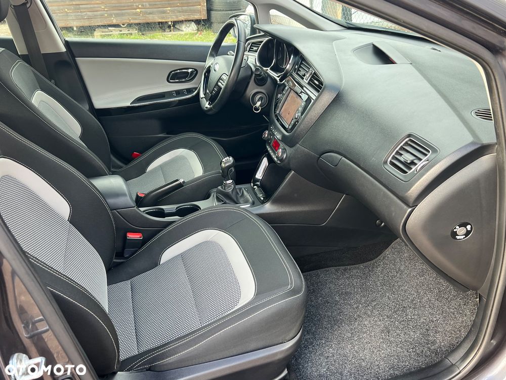 Kia Ceed - 7