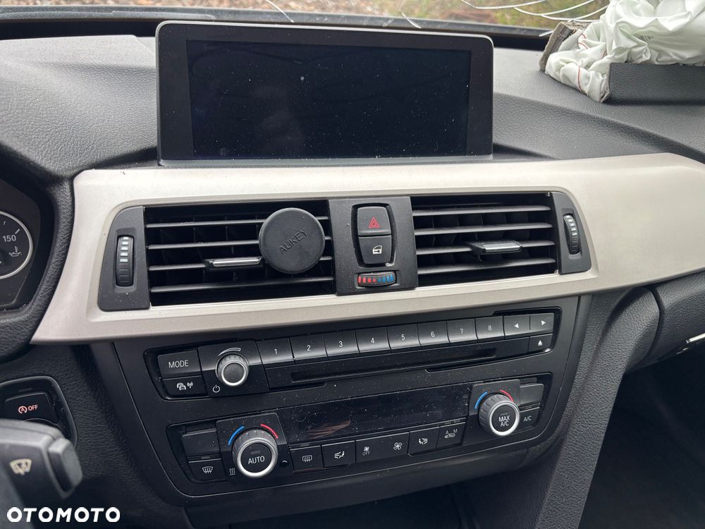 BMW 3GT 320d Sport Line - 35