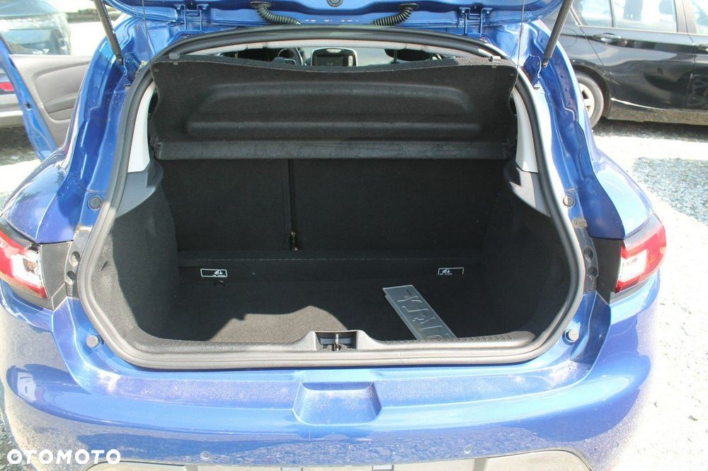 Renault Clio - 12