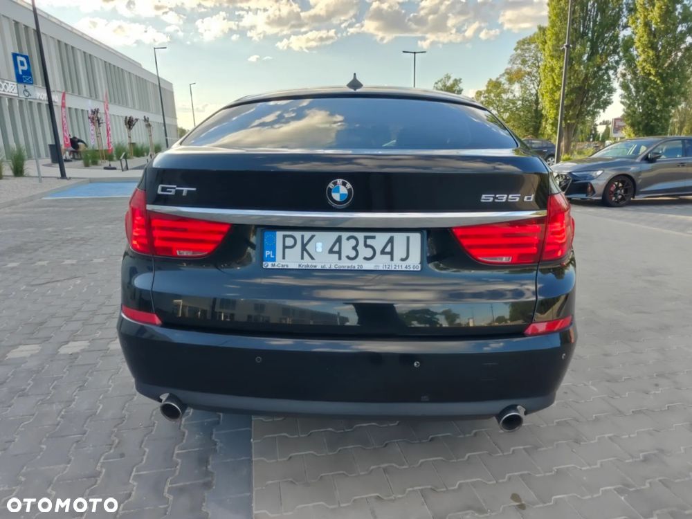 BMW 5GT - 9
