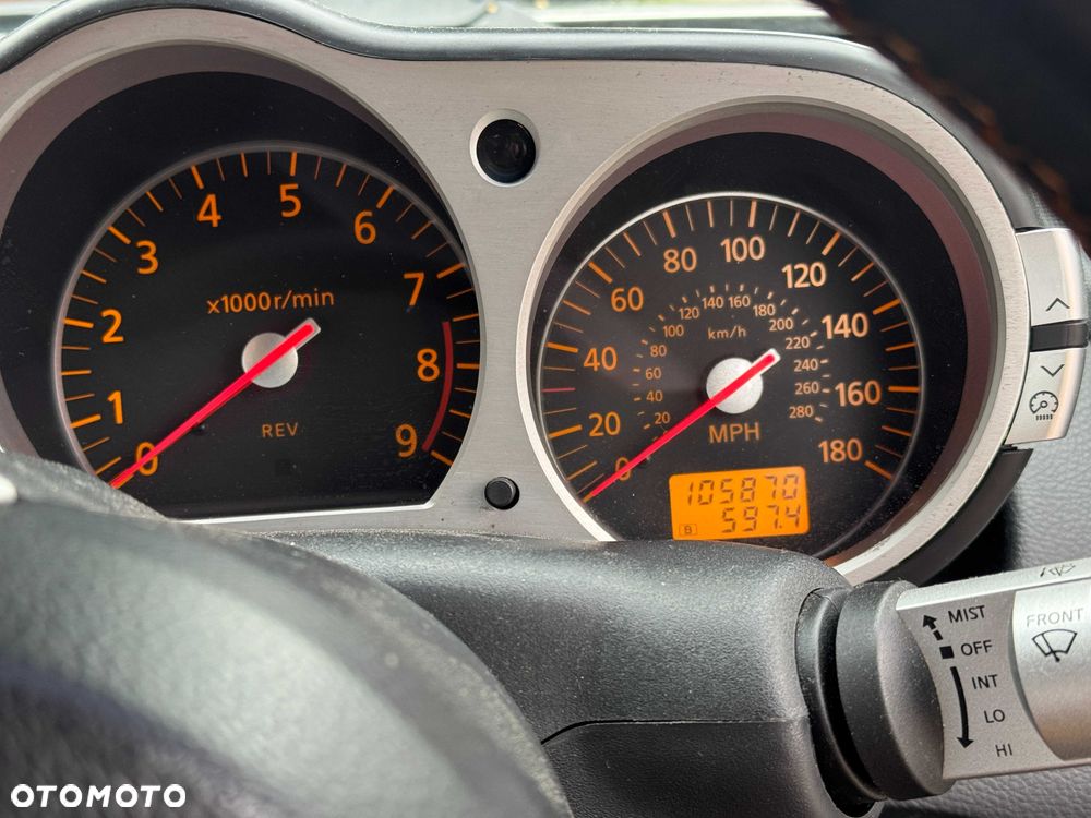 Nissan 350 Z - 4