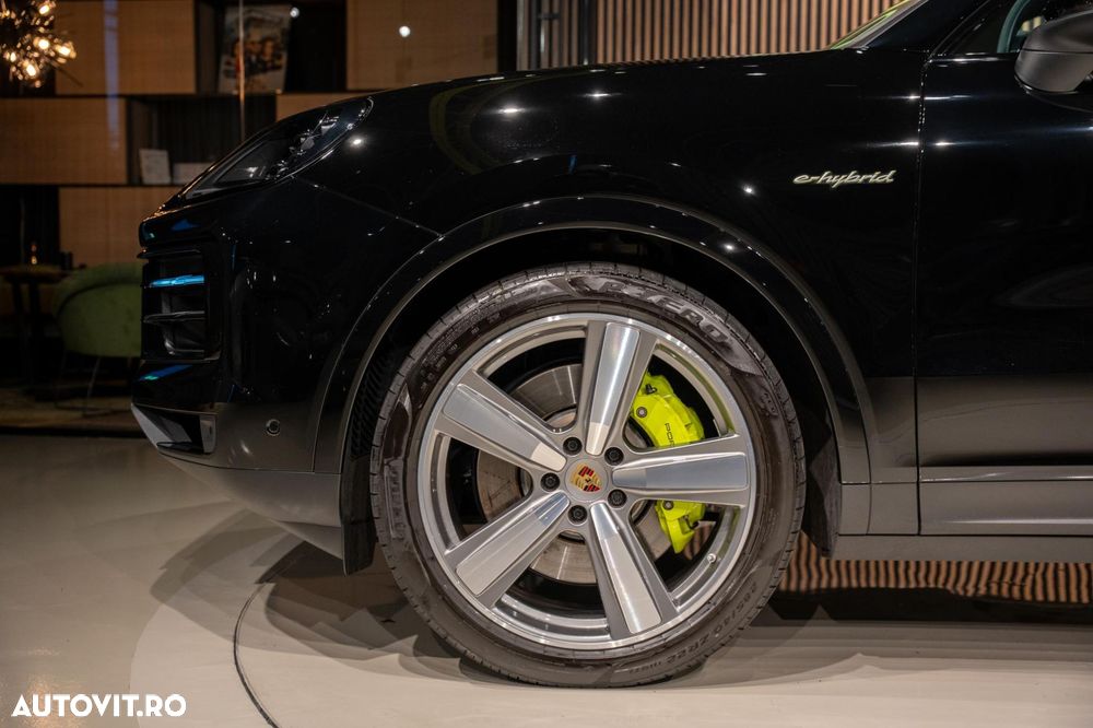 Porsche Cayenne S E-Hybrid - 13