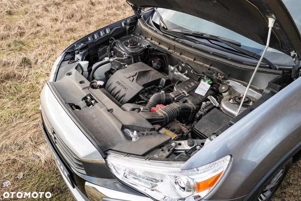 Mitsubishi ASX - 16