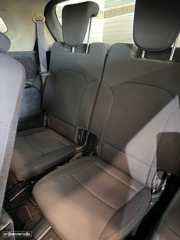 Kia Carens 1.7 CRDi ISG TX - 7