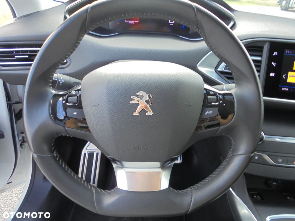 Peugeot 308 BlueHDi 130 Stop & Start Tech Edition - 17