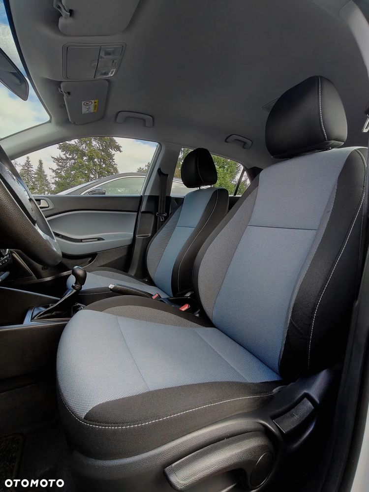 Hyundai i20 1.2 Comfort - 8