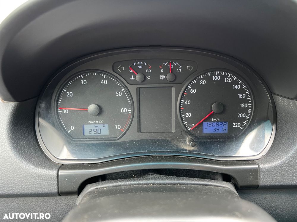 Volkswagen Polo - 5
