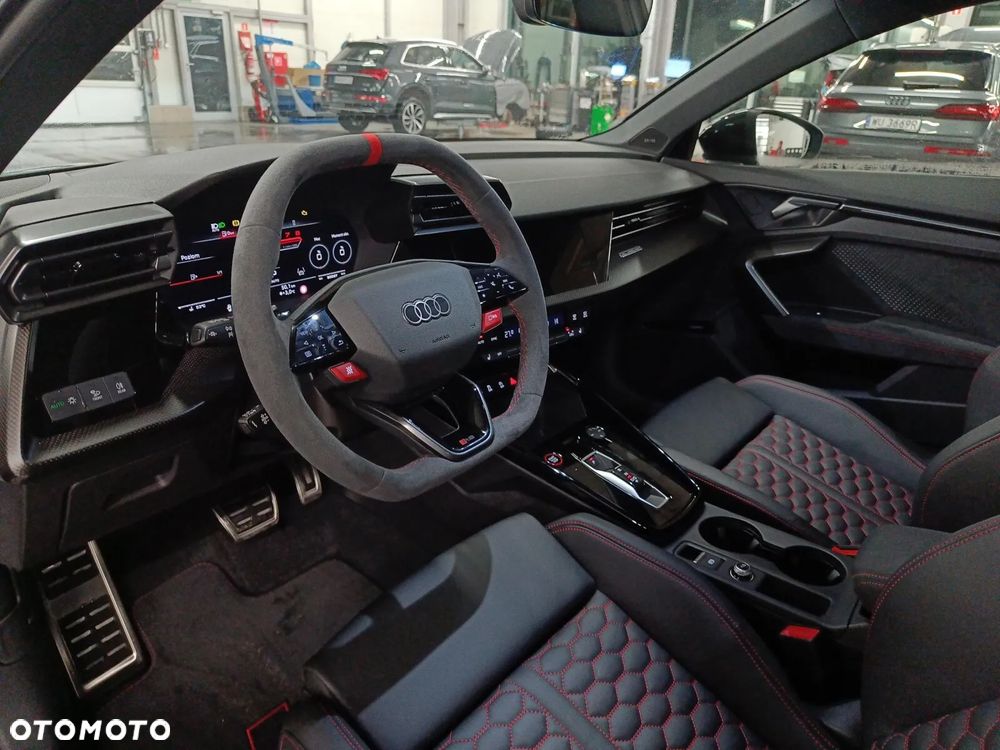 Audi RS3 Sportback - 12