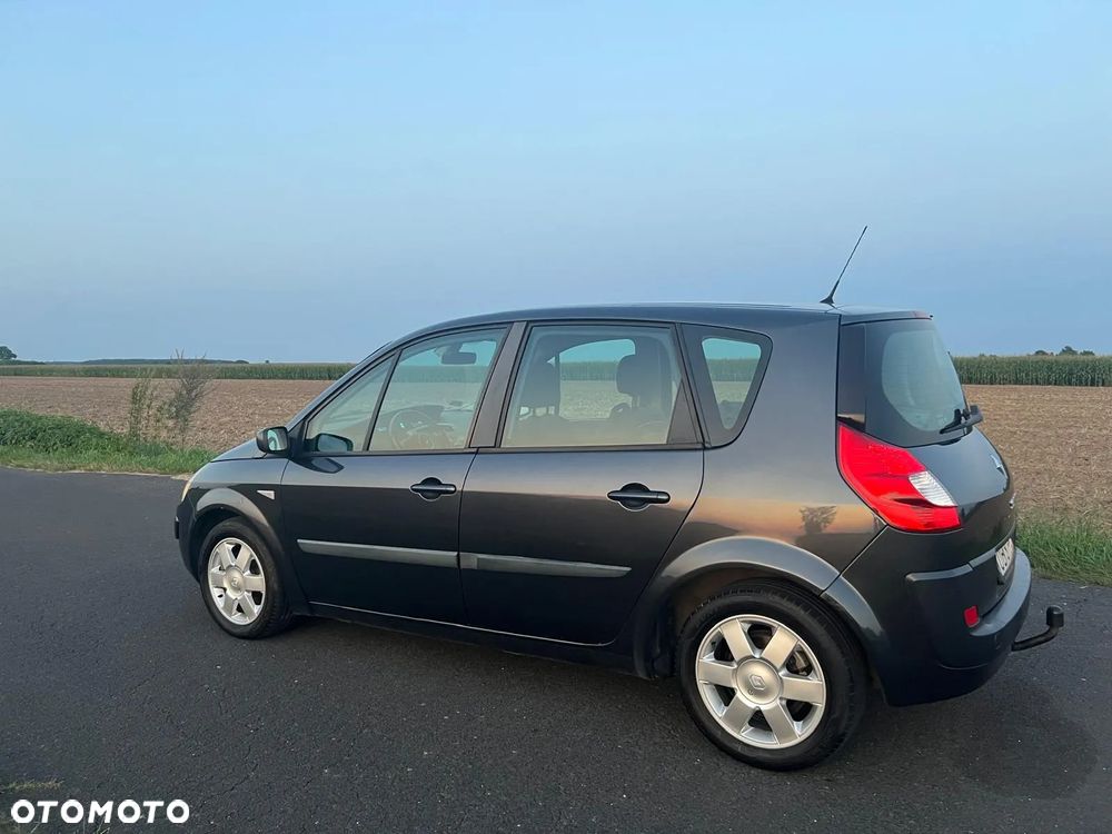 Renault Scenic - 4