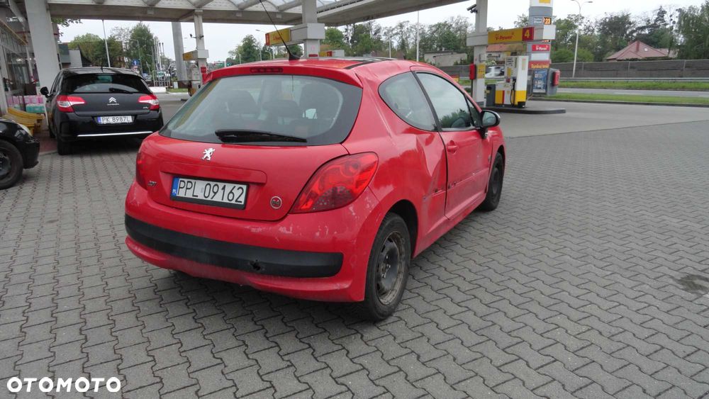 Peugeot 207 - 4