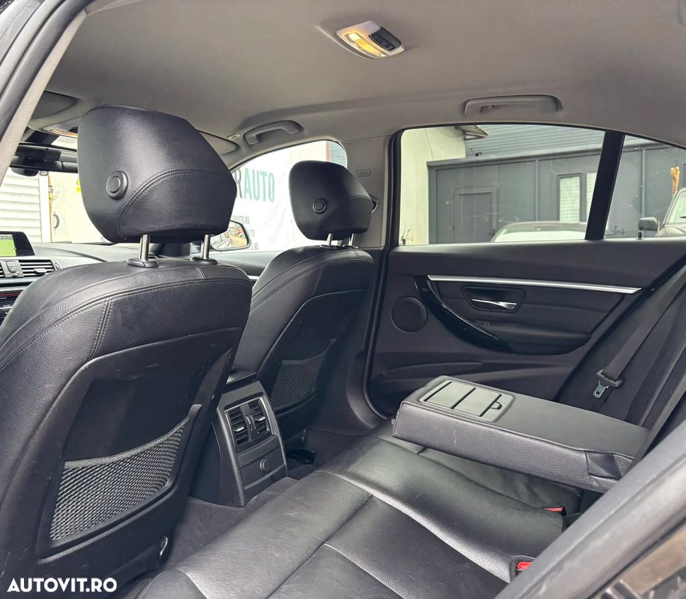 BMW Seria 3 330e iPerformance Sport Line - 23