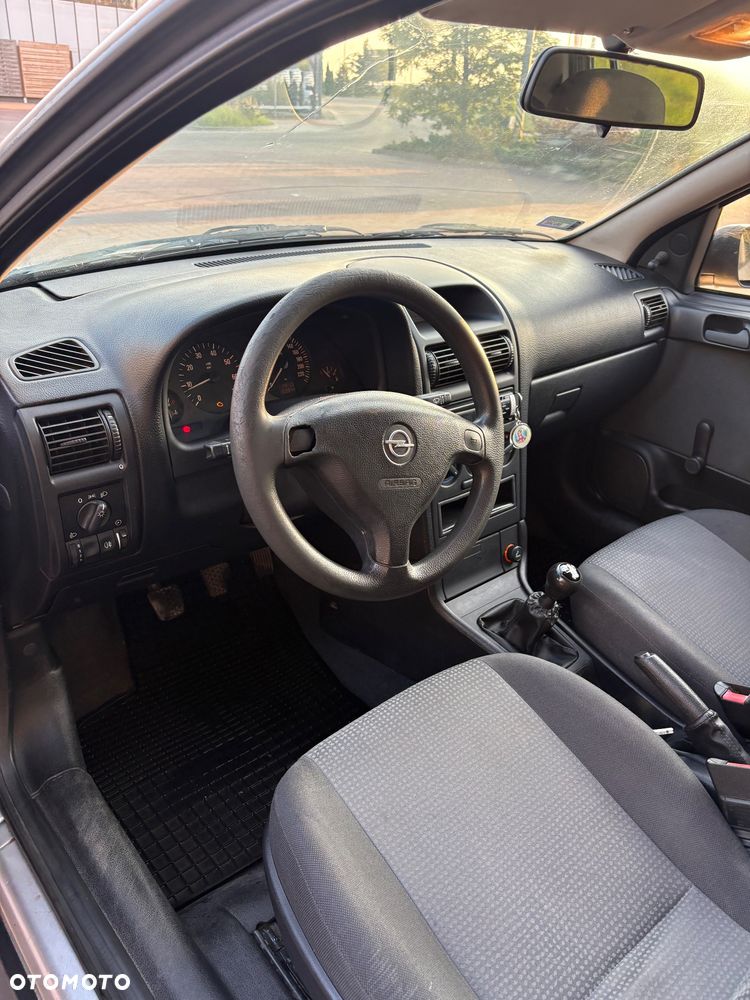 Opel Astra 1.4 Start - 9