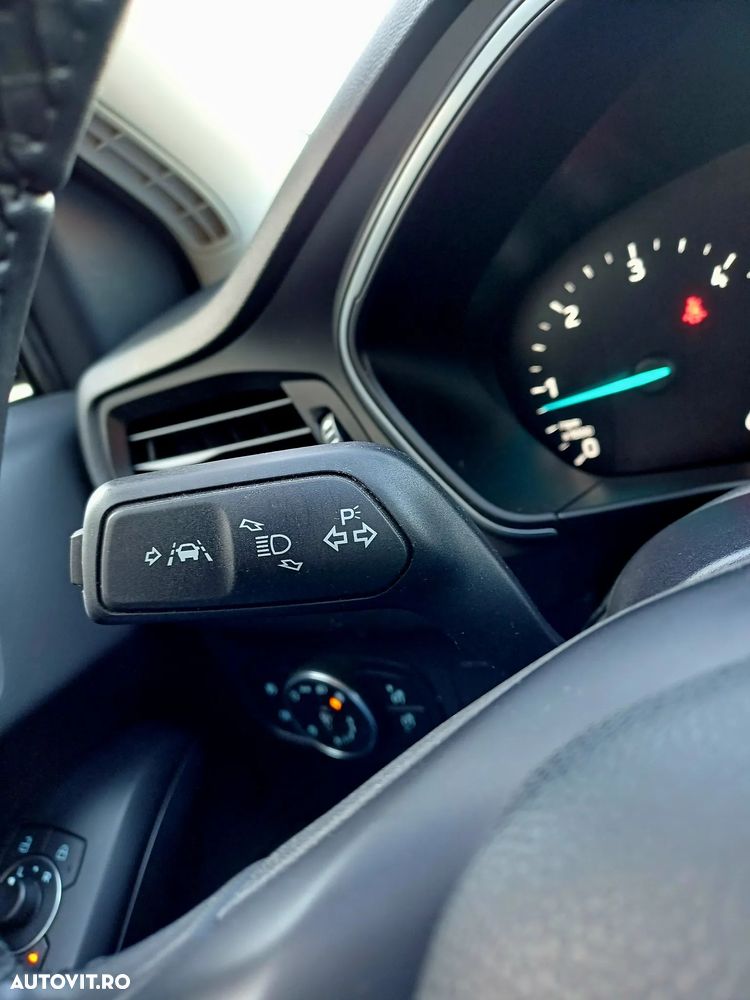 Ford Focus - 26
