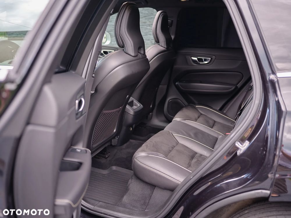 Volvo XC 60 D4 AWD R-Design - 15