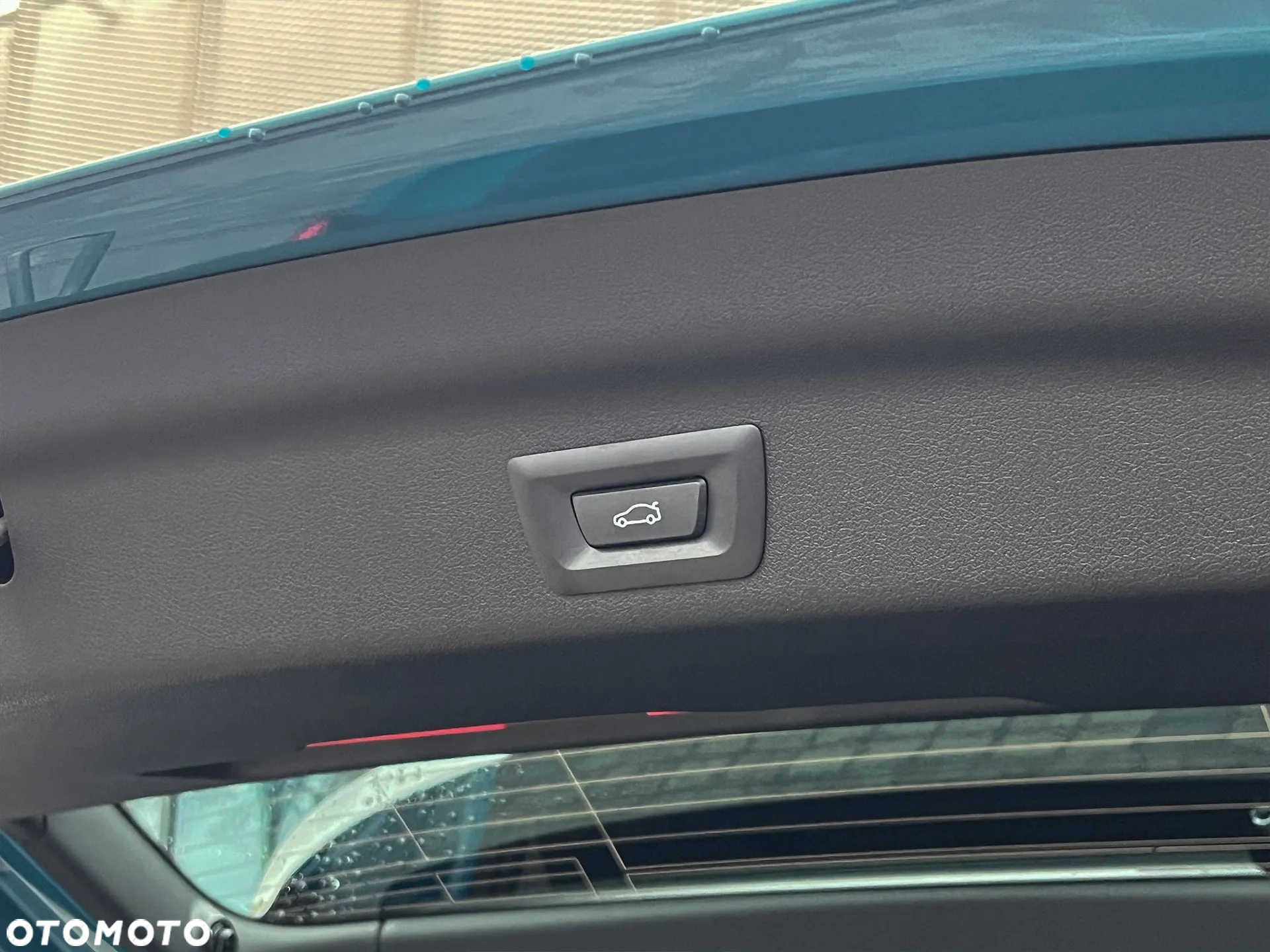 BMW X1 sDrive18d xLine - 31