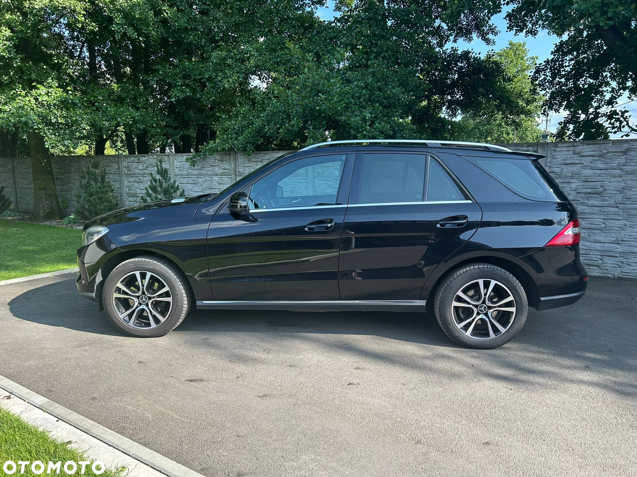 Mercedes-Benz ML 350 BlueTec 4-Matic - 2