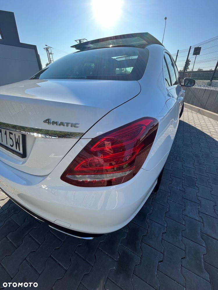 Mercedes-Benz Klasa C 200 4-Matic 9G-TRONIC - 3