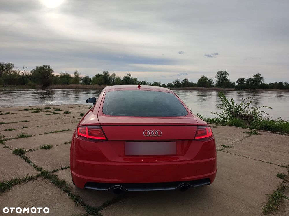 Audi TT Coupé - 14