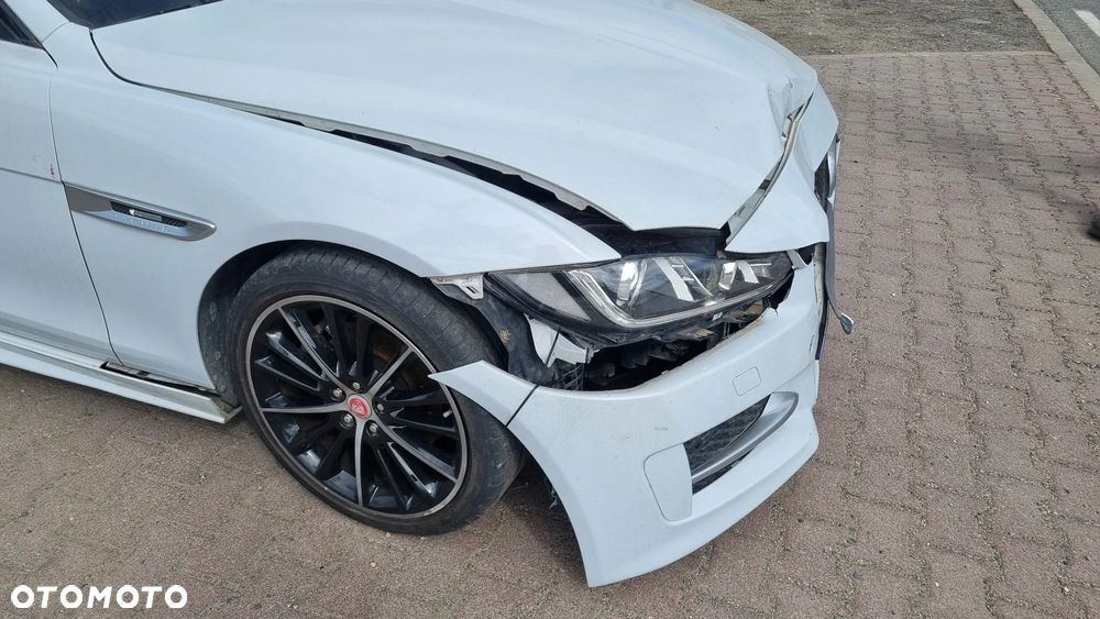 Jaguar XE 20d R-Sport Ingenium Edition - 22