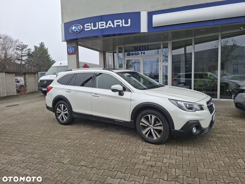 Subaru Outback 2.5i Exclusive (EyeSight) Lineartronic - 2