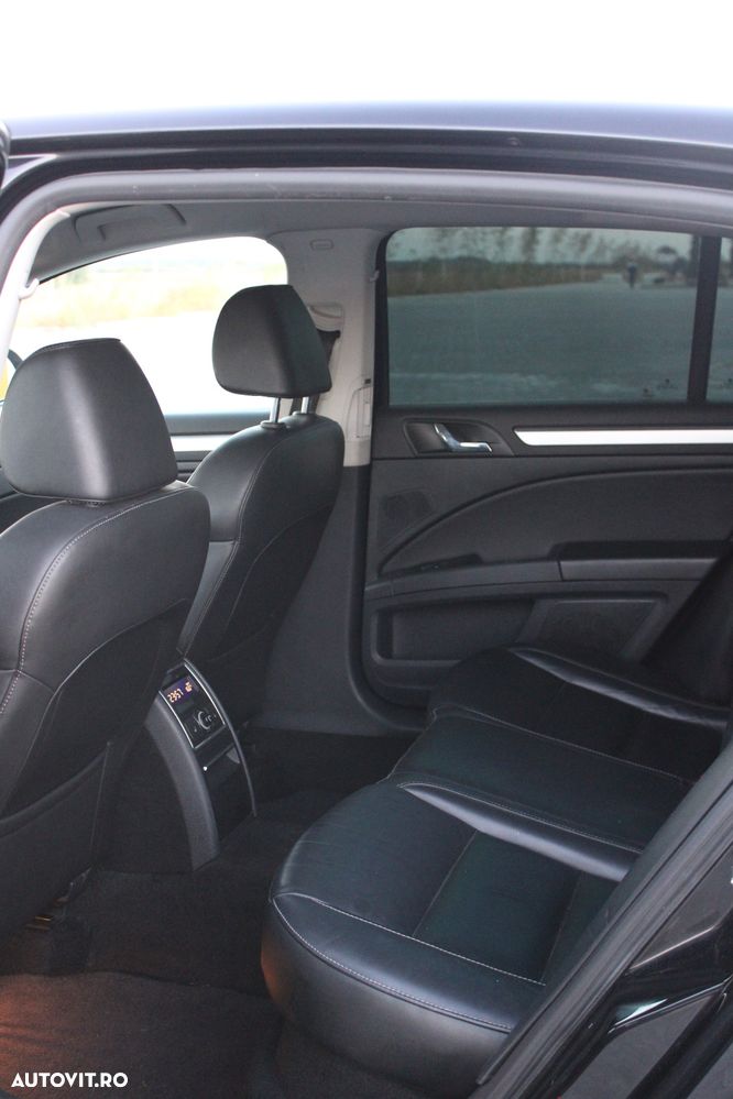 Skoda Superb 2.0 TDI Elegance DSG - 18