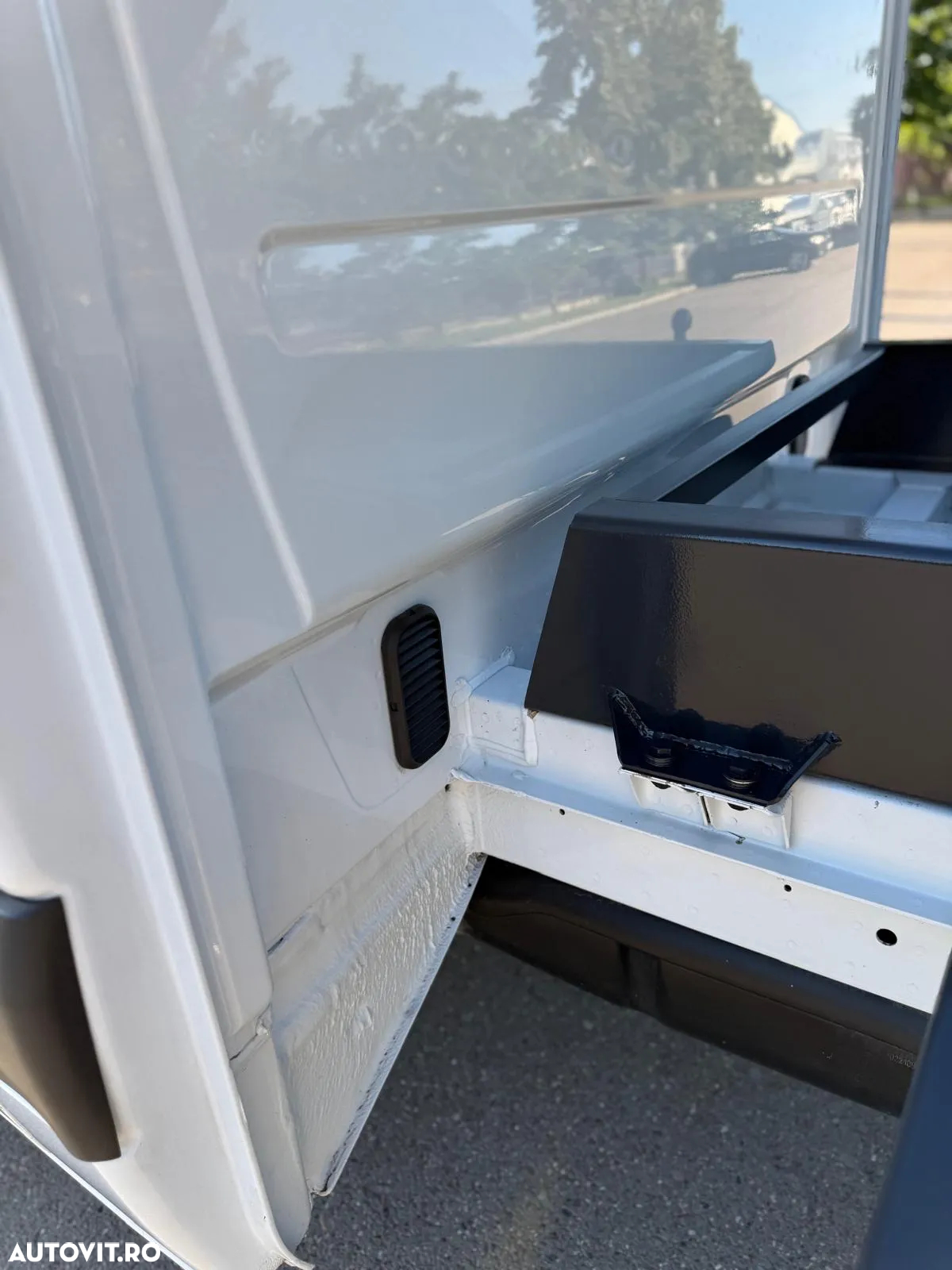Mercedes-Benz Sprinter - 20