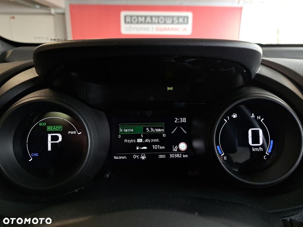Toyota Yaris - 33