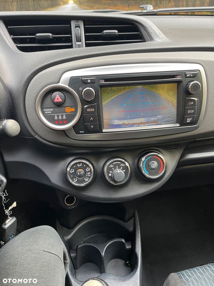 Toyota Yaris - 13