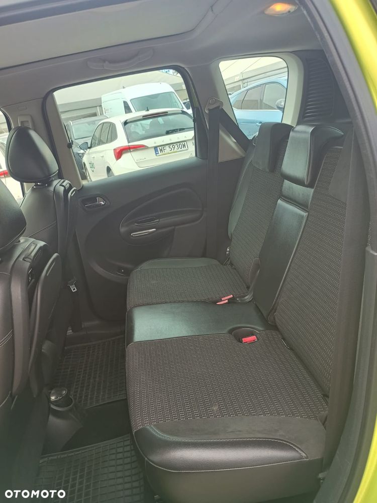 Citroën C3 Picasso 1.4i Exclusive - 6