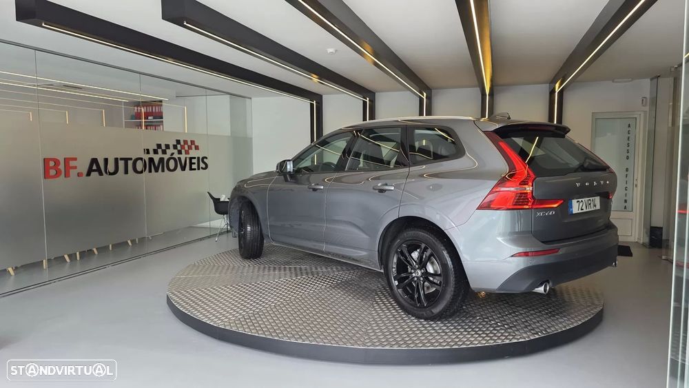 Volvo XC 60 2.0 D4 Momentum Plus Geartronic - 3