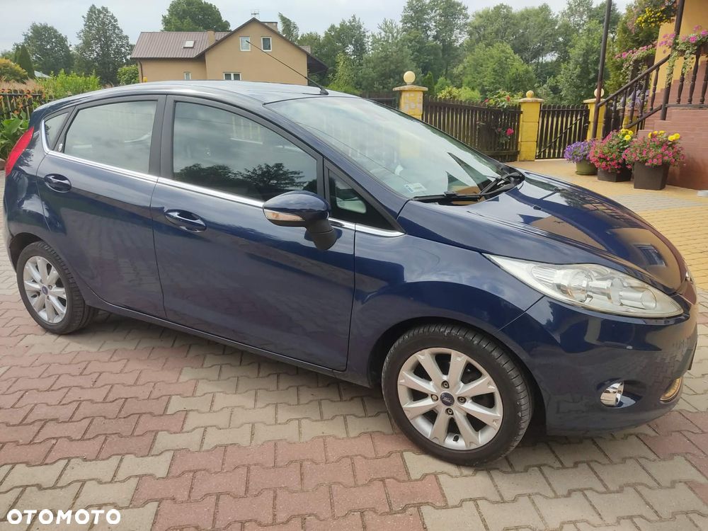 Ford Fiesta - 10