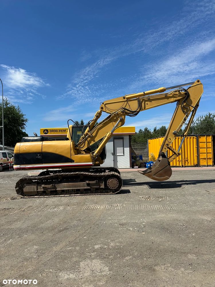Caterpillar Używana koparka gąsienicowa CAT 318C - 2