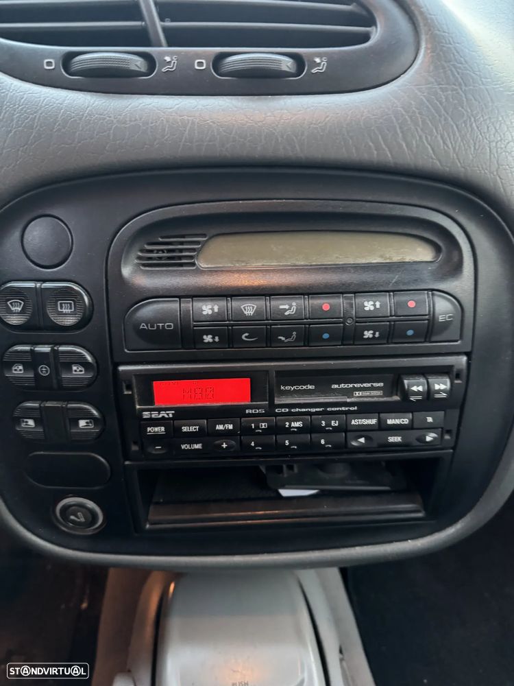 SEAT Alhambra 1.9 TDI Confort - 13