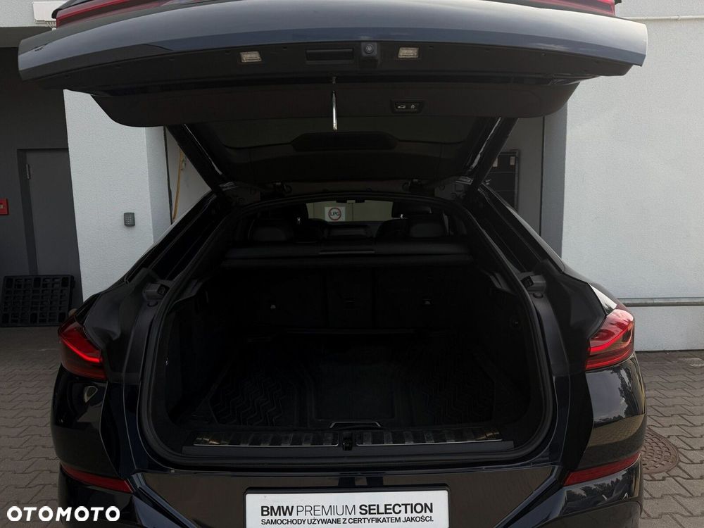 BMW X6 - 24