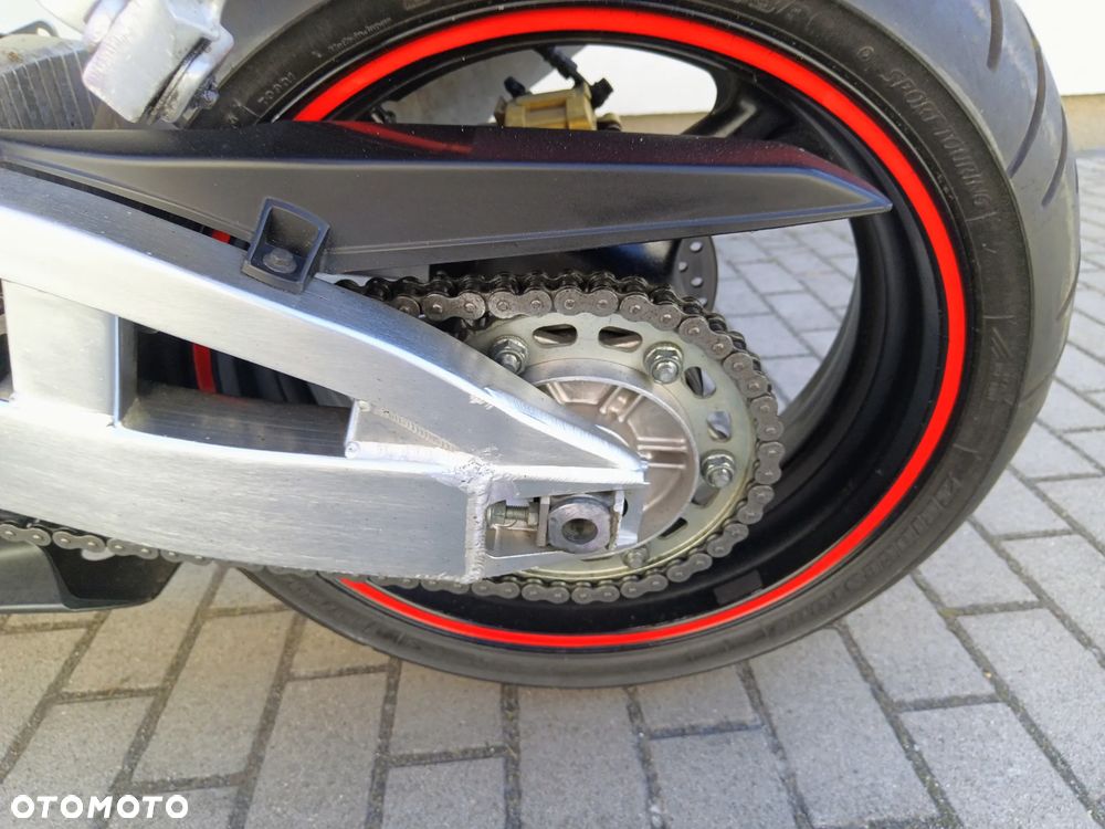Honda CBR - 8