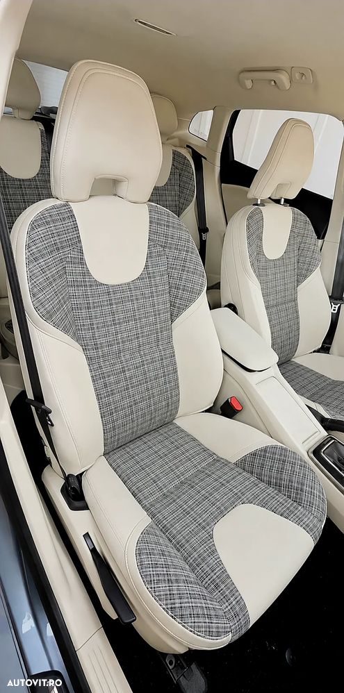 Volvo V40 T2 Aut. Inscription - 16