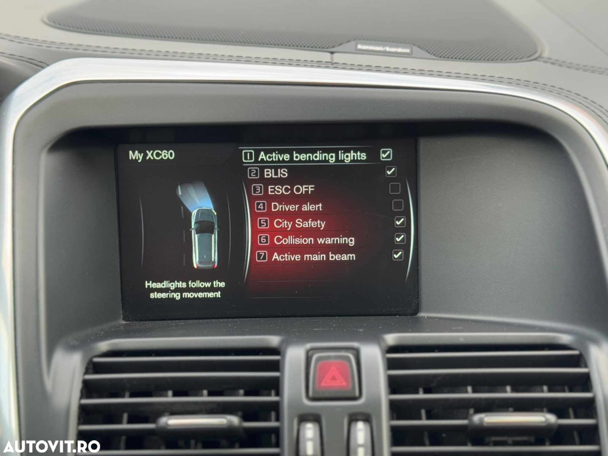 Volvo XC 60 D5 AWD Geartronic Summum - 35