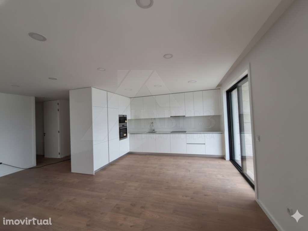 T3 de Sonho em Airó - Espaço, Conforto e Luz Natural! - Grande imagem: 2/8