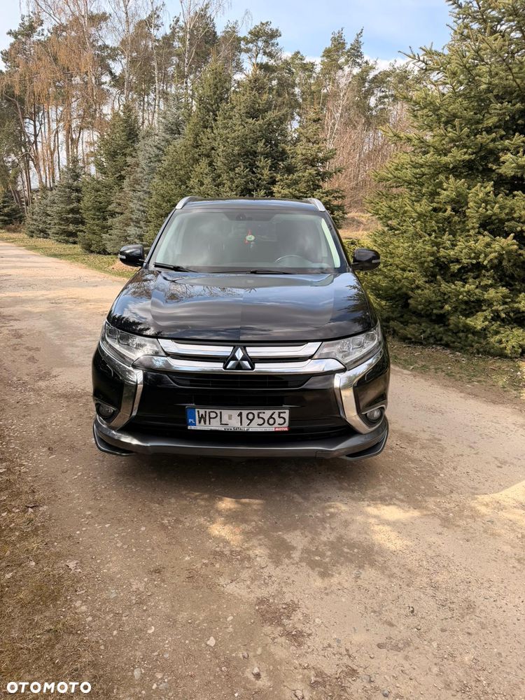 Mitsubishi Outlander 2.0 Intense + Navi 4WD CVT - 1