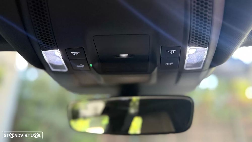 Porsche Taycan 4 - 23