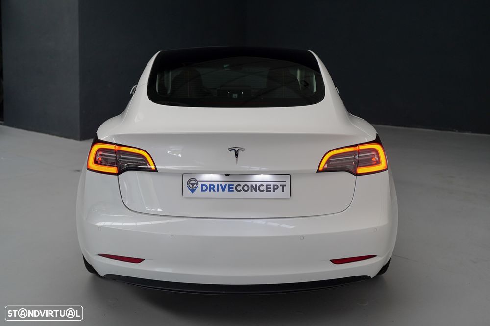 Tesla Model 3 Tração Traseira Standard - 15