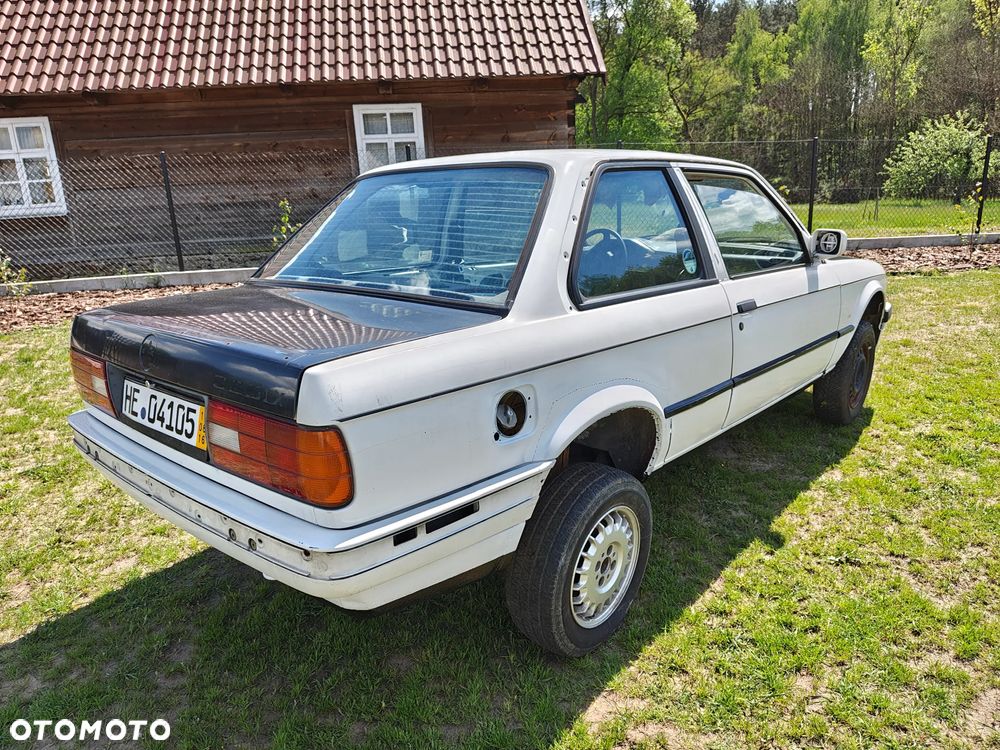 BMW Seria 3 316i - 4