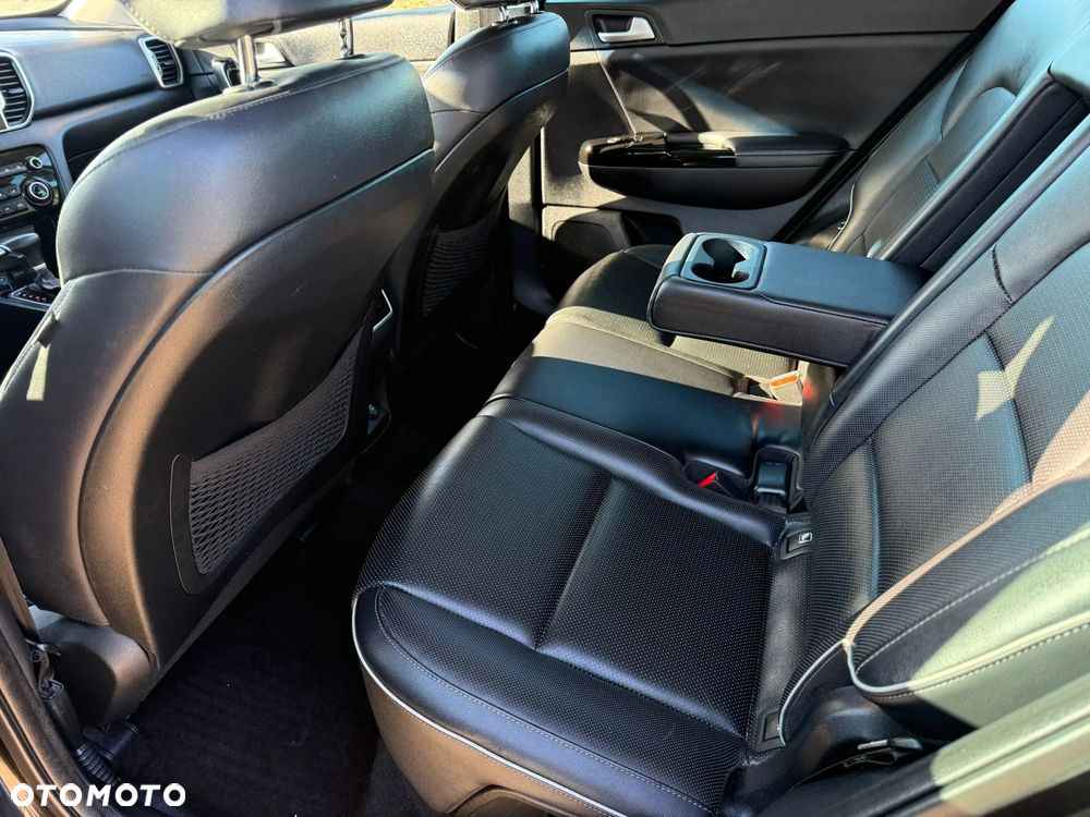 Kia Sportage 1.7 CRDI 2WD ISG Spirit - 10