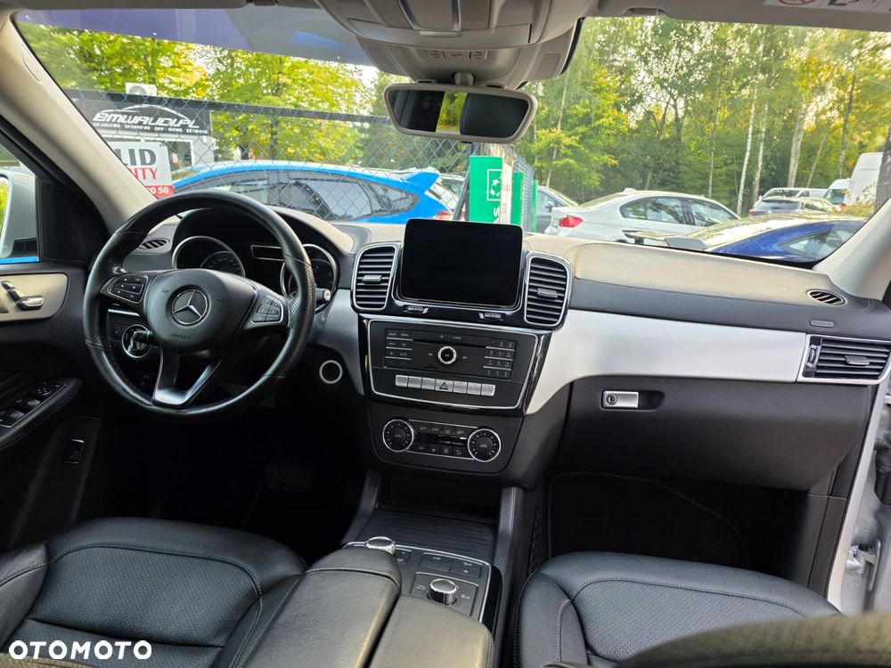 Mercedes-Benz GLE 350 d 4-Matic - 13