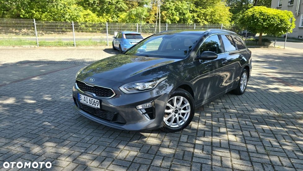 Kia Ceed 1.6 CRDi mHEV Business Line DCT - 1