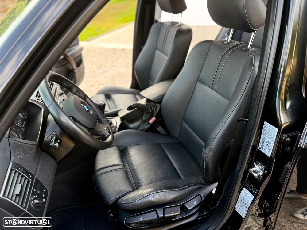 BMW X3 2.0 d - 17