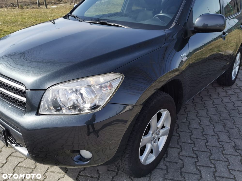 Toyota RAV4 2.2 D-4D 4x4 Sol - 10