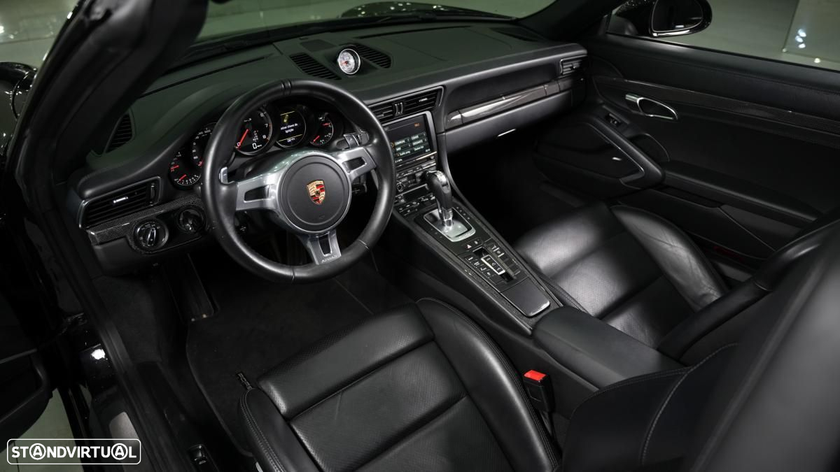 Porsche 911 (991) Turbo S PDK - 42